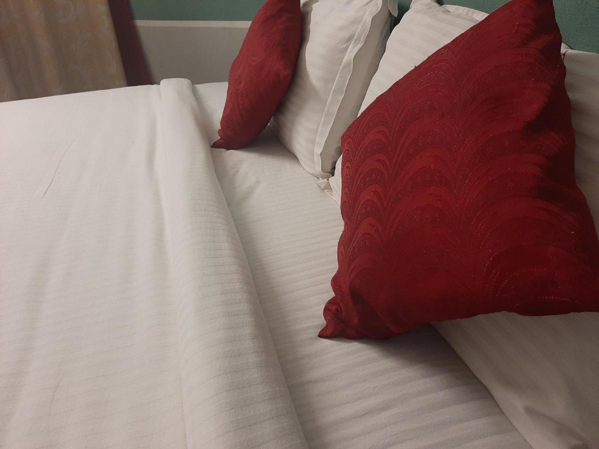 Kochi Cochin Airport Hotel מראה חיצוני תמונה